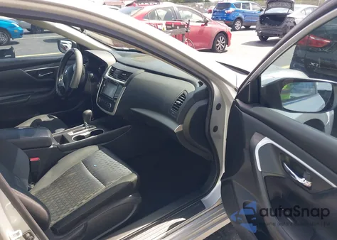 2016 Nissan Altima 2.5 from USA, damaged, VIN 1N4AL3APXGC126647